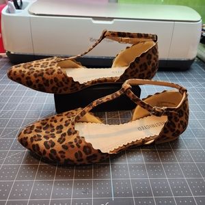 Leopard print flats